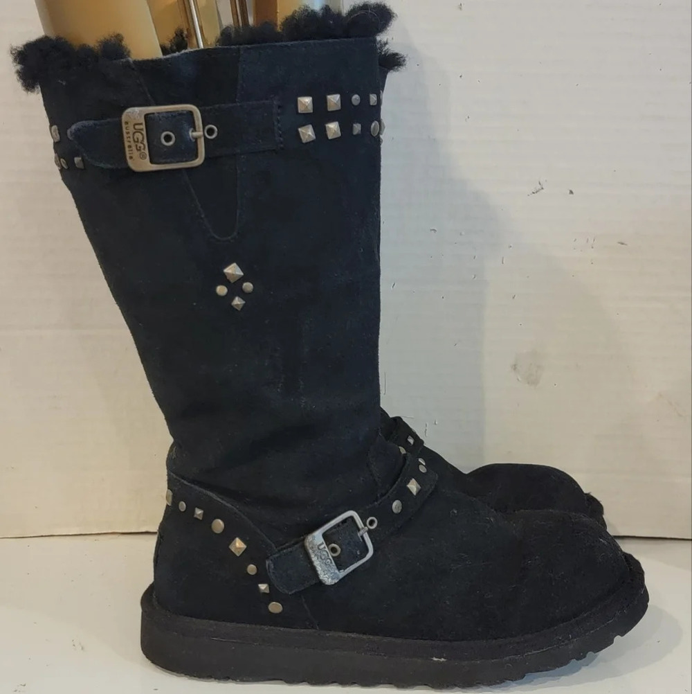 UGG BLACK SUEDE LEATHER BOOTS (sz - 5)